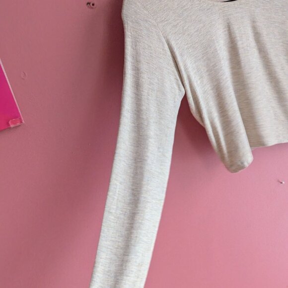 American Apparel Cropped Long Sleeve Tee - Picture 2 of 3